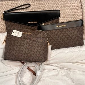 Set of 3 Michael Kors shoulder/hand bags. BRAND NEW